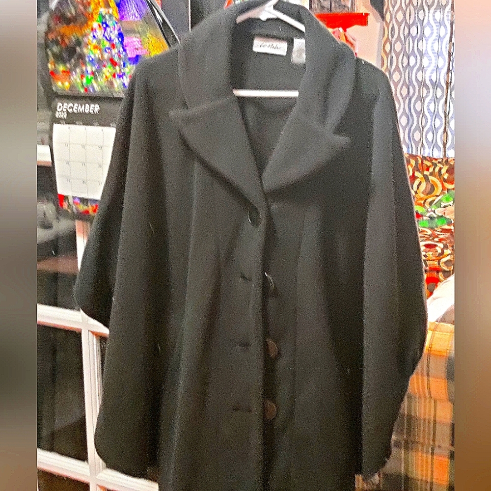 Heavy wrap/ coat